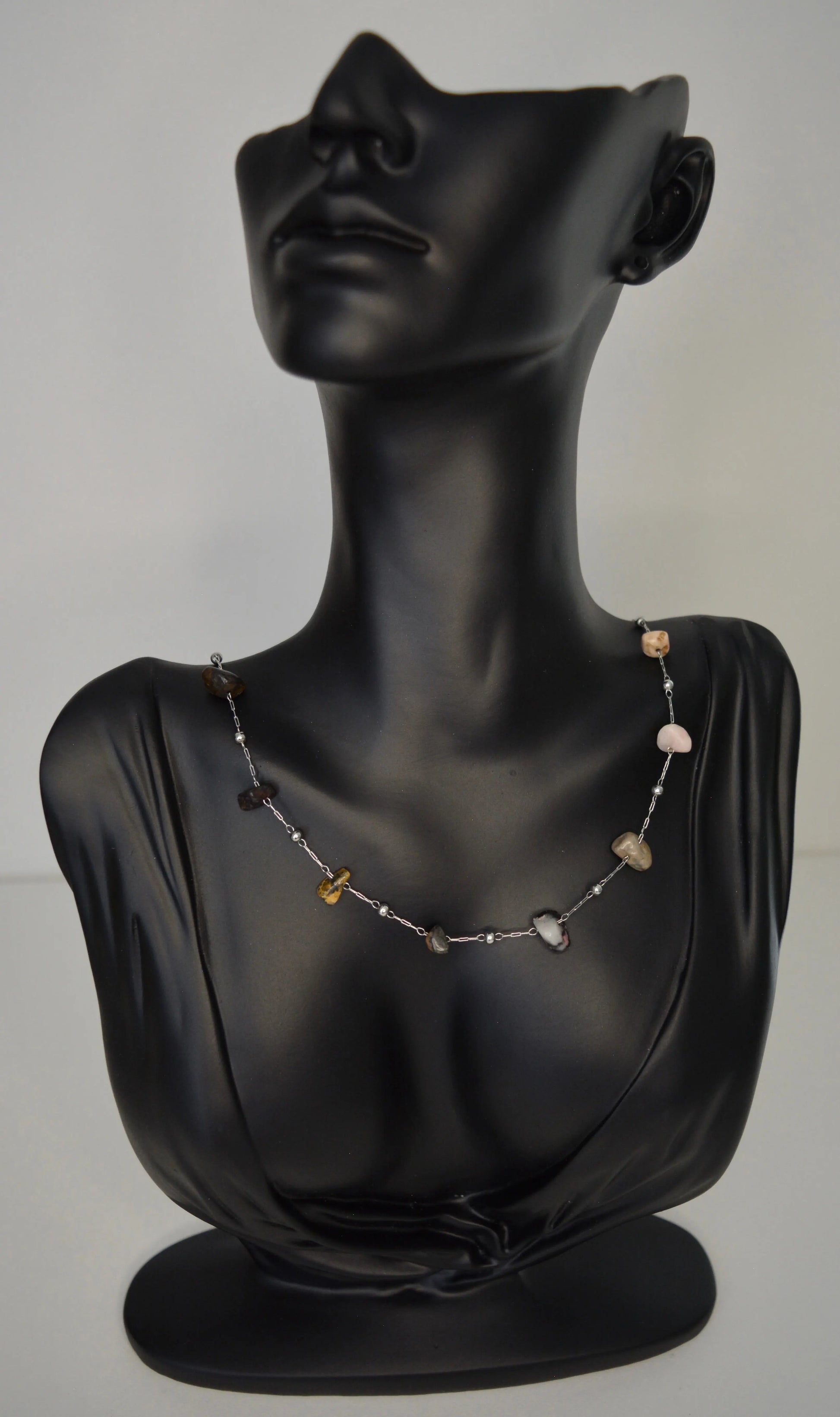 Collier-pierres-naturelles