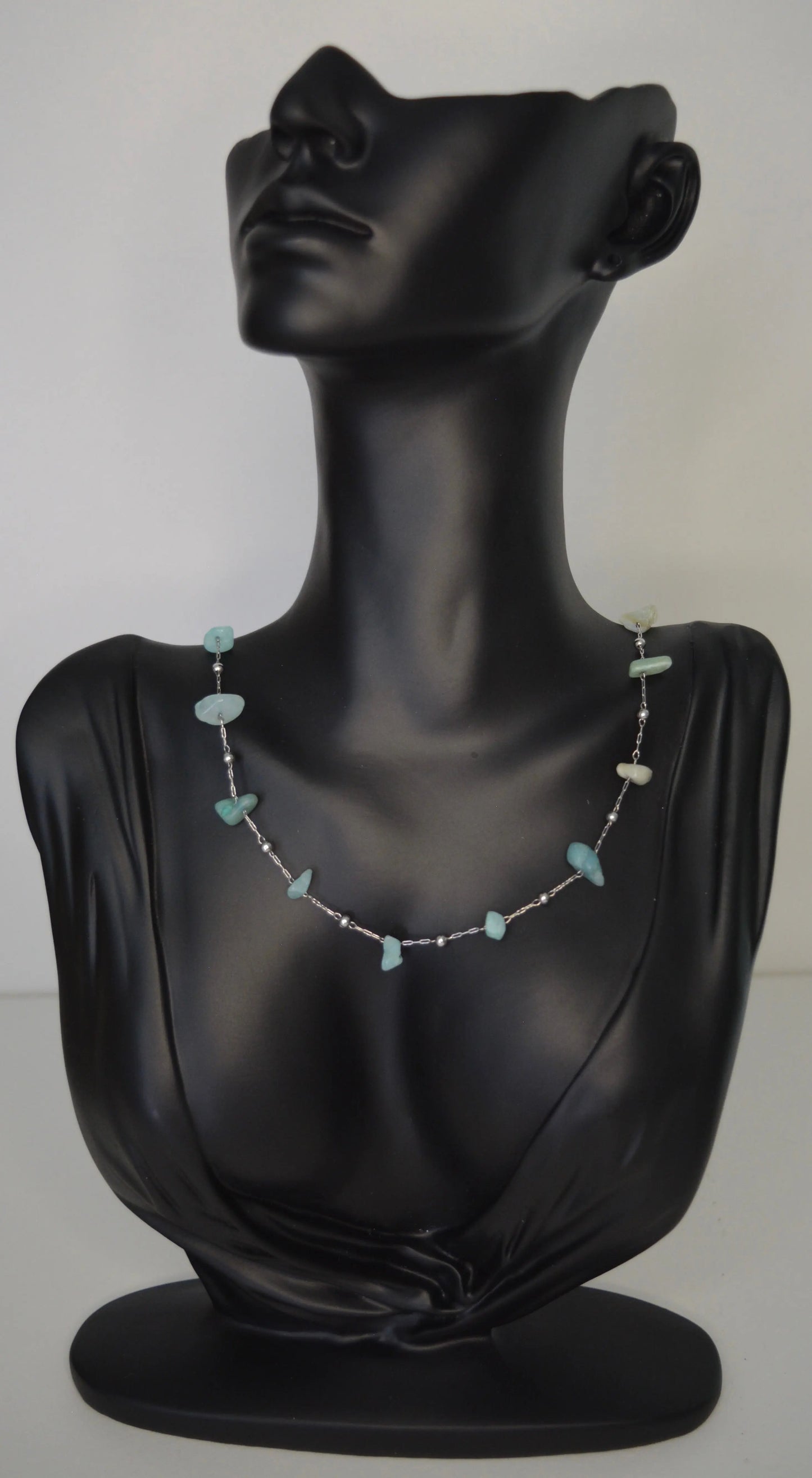 Collier-pierres-naturelles