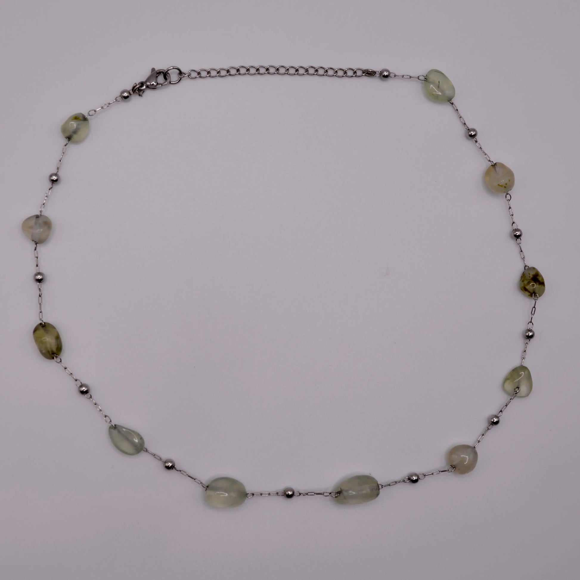 Collier-pierres-naturelles