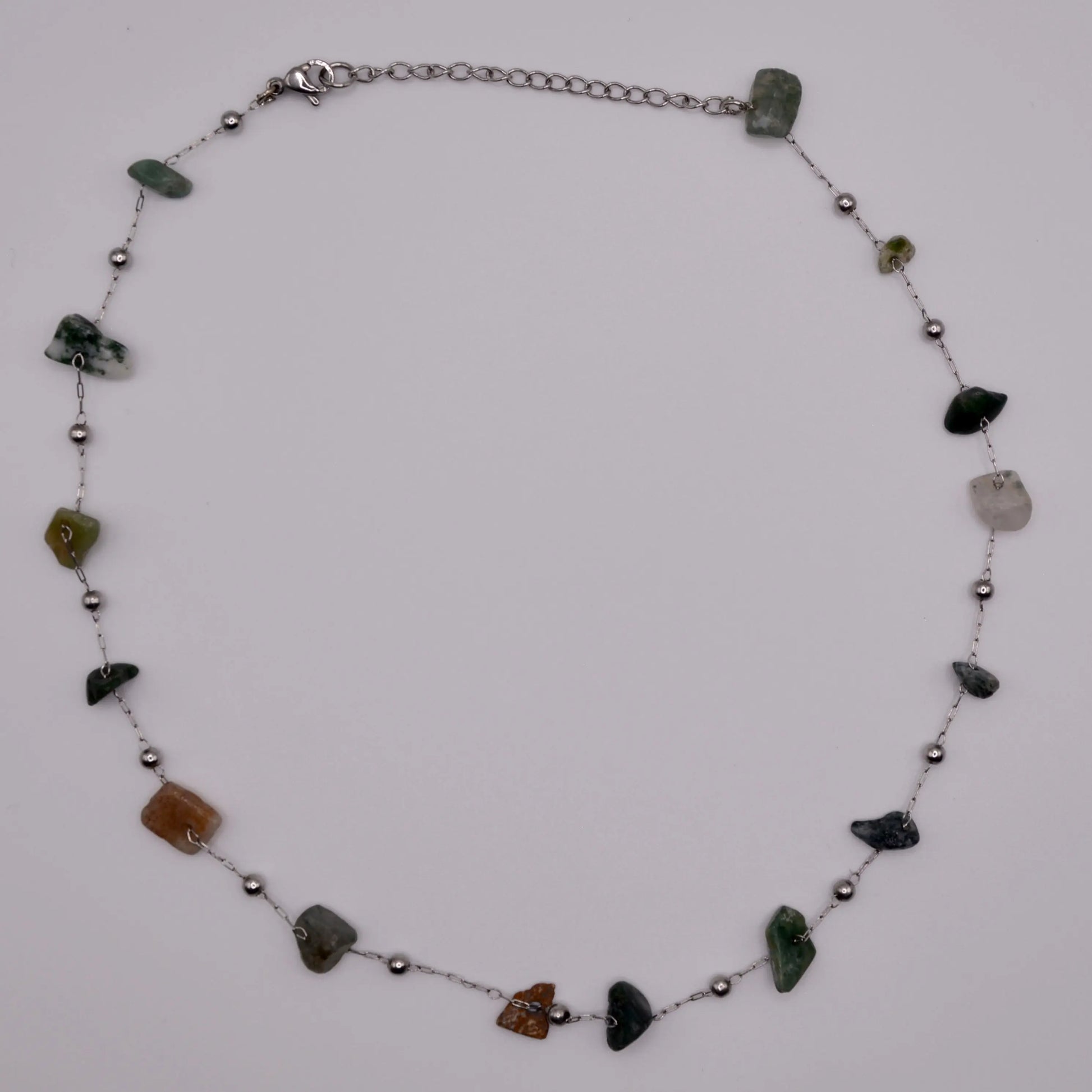 Collier-pierres-naturelles
