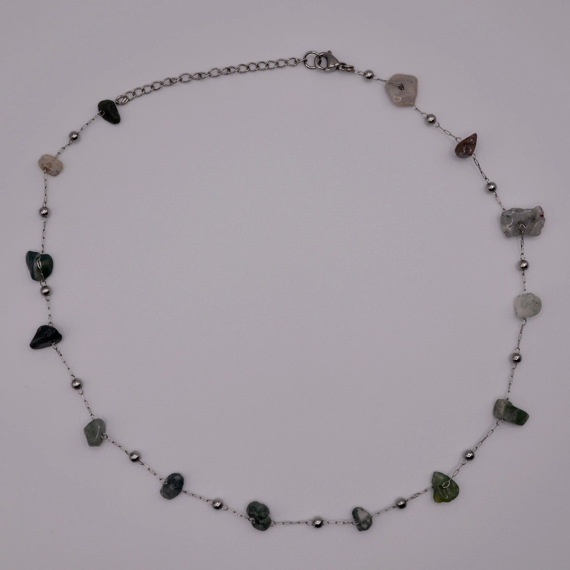 Collier-pierres-naturelles